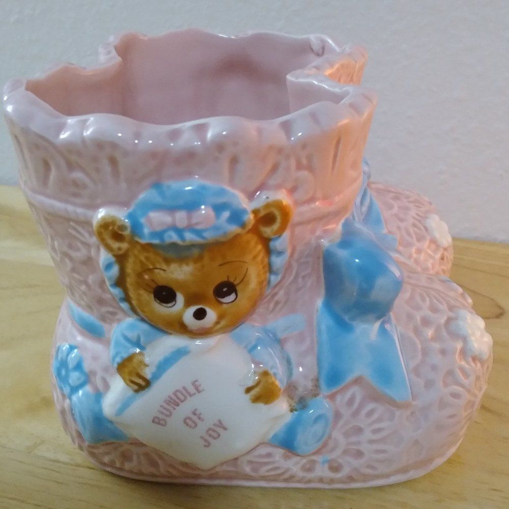 Vintage Lefton Ceramic Baby Girl Bootie Planter Pink 1984 Japan 04133